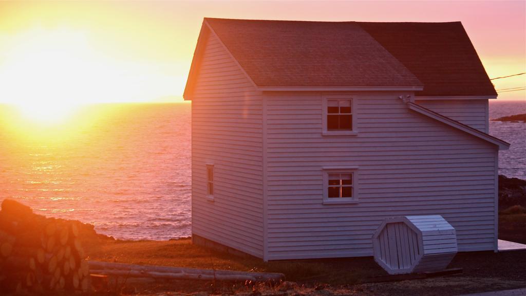 The Old Salt Box Co. - Grandma Lilly'S Villa Fogo Buitenkant foto